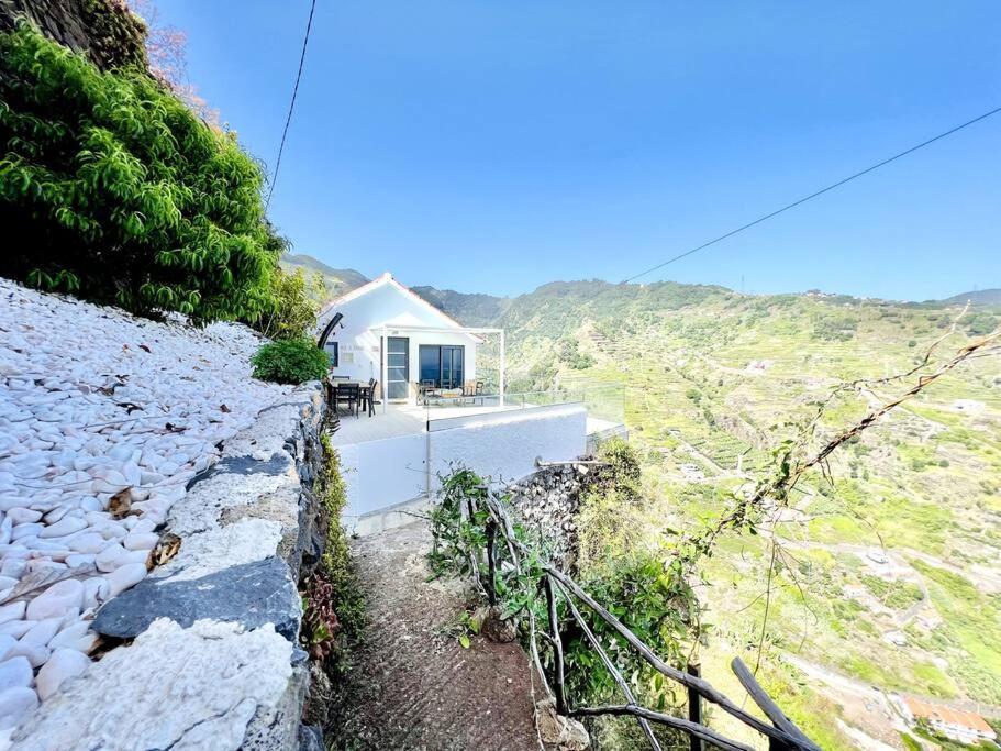 Mar A Vista By Your Madeira Rentals Понта до Сол Екстериор снимка