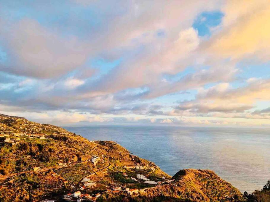 Mar A Vista By Your Madeira Rentals Понта до Сол Екстериор снимка